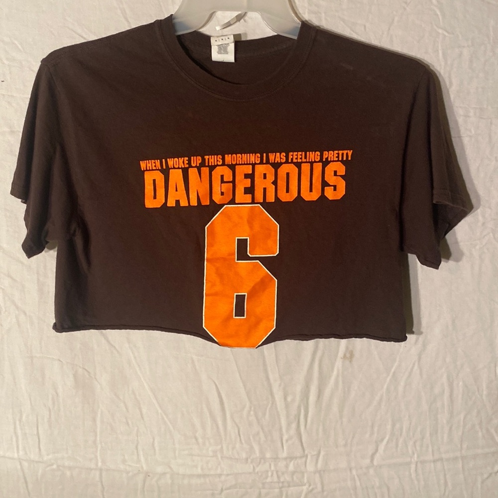 Feeling Pretty Dangerous #6 short sleeve crop top Size M